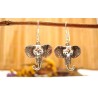 Boucles d'oreilles argent massif.